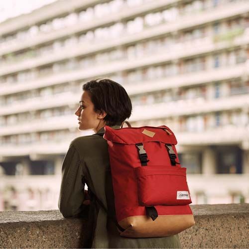 Spot-Eastpack-Store-Agenzia-di-Marketing-Roma-Digital-Producer-1